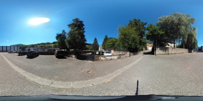 Maison de Maître à rénover composée de 5 logements sur plusieurs niveaux d'habitation avec plusieurs dépendances, grand jardin. 